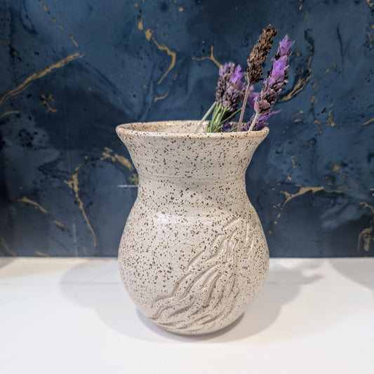 Small speckle bouquet vase with carvings